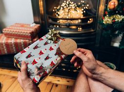 Con estas aplicaciones puedes hacer más cómoda la organización para tus intercambios para esta Navidad 2023. ESPECIAL / Foto de The Retro Store en Unsplash