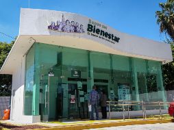 Para evitar contratiempos, asegúrate de contar tú o tu familiar con la tarjeta exclusiva del Banco del Bienestar. EL INFORMADOR / ARCHIVO