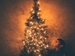 La CFE emite algunas recomendaciones para cuidar tu hogar y evitar accidentes durante las fechas decembrinas. ESPECIAL/ Unsplash.