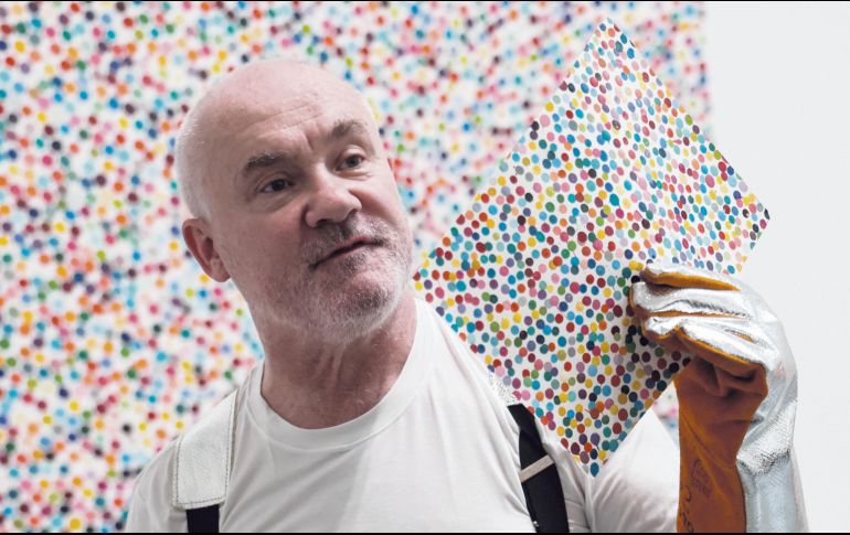 El artista británico Damien Hirst se presentará en México. AFP