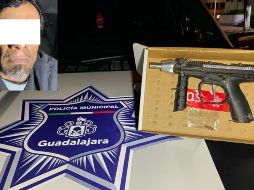 Durante la inspección, al sujeto le hallaron una subametralladora aparentemente calibre .22 con un tiro útil. ESPECIAL/Comisaría de Guadalajara