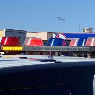 En Texas, policías le quitan la vida a un hombre que los agredió con cuchillos