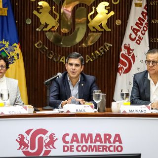 Crecen ventas de comerciantes en el Centro Histórico de Guadalajara