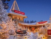 Este 2023, podrás vivir una Navidad mágica en la oficina de correos de Santa en el Polo Norte gracias a Airbnb,  con la oportunidad de unirte a los elfos de Papá Noel en Rovaniemi, Finlandia. Airbnb/ Cortesia