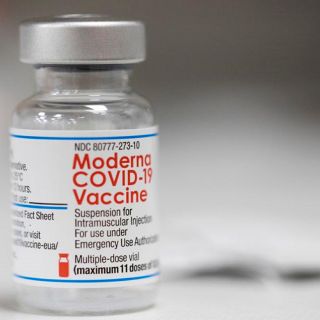 ¿A partir de cuándo podrá comprarse la vacuna Moderna en farmacias?