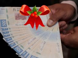 Los trabajadores ya están recibiendo su aguinaldo, por lo cual, muchos de ellos ya están pensando en cómo gastarlo. SUN / ARCHIVO