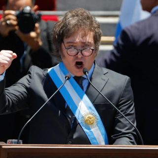 "Mi gobierno recibe la peor herencia en la historia": Javier Milei