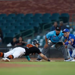 Hermosillo se lleva la victoria y el control de la serie ante Charros