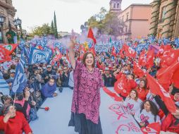 La precandidata exhortó a militantes y simpatizantes de PAN, PRI y PRD a defender sus derechos. ESPECIAL