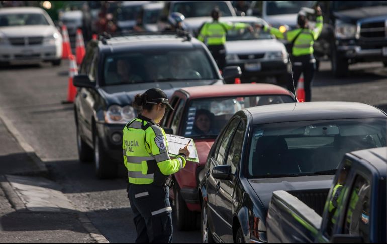 Una de las investigaciones está relacionada con mandos de la Policía Vial que iniciaron una cadena de corrupción contra automovilistas. EL INFORMADOR/Archivo
