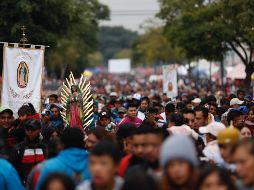 El hecho ocurrió en la autopista México-Puebla, mientras las personas se movilizaban en medio de los festejos por el Día de la Virgen de Guadalupe que se celebra hoy 12 de diciembre. EFE / S. Gutiérrez