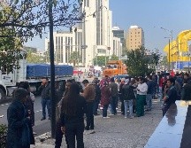 Las personas evacuaron en ciertas zonas de la CDMX al sucederse tres microsismos. EL UNIVERSAL / Archivo