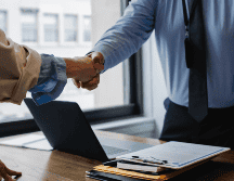 Los interesados deberán contar con al menos 7 años de experiencia en la rama. PEXELS/Sora Shimazaki