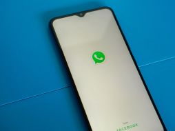 Gracias a WhatsApp todos los usuarios que tienen esta aplicación en sus dispositivos pueden realizar llamadas y mandar mensajes. Unsplash.