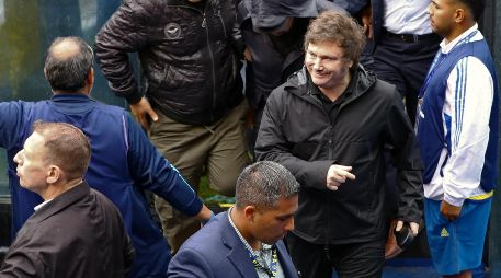 El presidente de Argentina, Javier Milei, expresó una crítica contundente hacia la gestión de Boca Juniors, describiéndola como populista y contraproducente para el club. AFP / A. Pagni