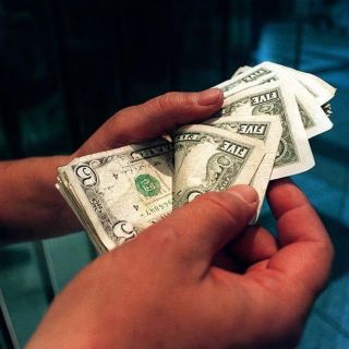 ¿Cómo arranca el superpeso? Esta es la cotización del dólar para este lunes