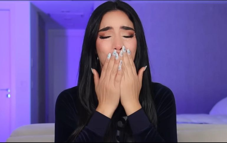 La cantante, youtuber e influencer se ha mantenido en tendencia en redes por sus polémicas constantes. ESPECIAL / YouTube @KimberlyLoaiza