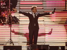 El Estadio Jalisco lució abarrotado durante el tan esperado concierto de Luis Miguel./H. Figueroa-EL INFORMADOR