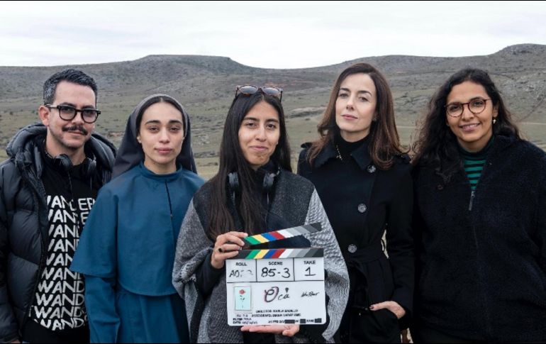 Karla Badillo es una joven directora, guionista y productora mexicana originaria de San Luis Potosí. Especializada en producción por el Centro de Capacitación Cinematográfica. ESPECIAL