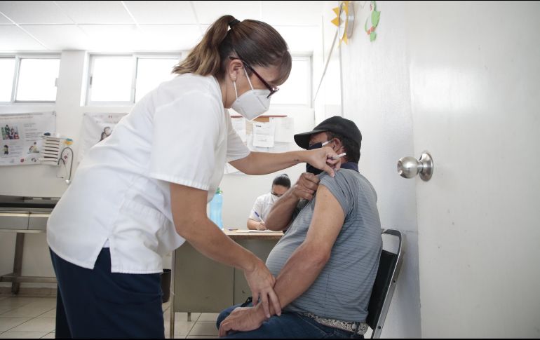Ayer comenzó la venta de las vacunas de Pfizer contra el COVID-19 en cadenas farmacéuticas del país. EL INFORMADOR/Archivo