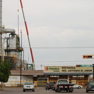 Presuntos ladrones mueren intoxicados en refinería de Guanajuato