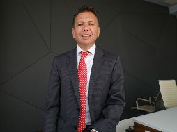 Con alrededor de 10 años en el servicio público, luego de fungir en dos administraciones municipales como alcalde de Zapopan y estar por cerrar una como munícipe de Guadalajara, Pablo Lemus se ha destacado como un hombre de servicio, pero también como un hombre de familia. EL INFORMADOR / ARCHIVO