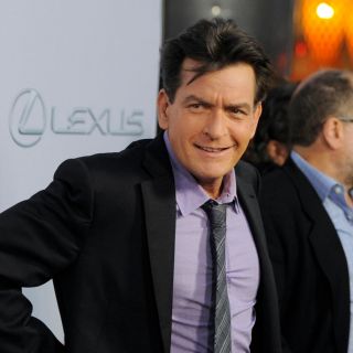 Charlie Sheen sufre altercado violento con su vecina