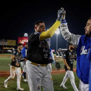 Charros vence a Sultanes con jonrón en la ultima entrada