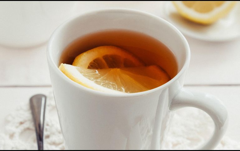 La combinación de té de limón es un aliado para la salud del corazón. UNSPLASH /  A. Ambrosini