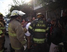 La corporación indicó que el siniestro, cuyo reporte llegó a las 10:26 horas de hoy lunes, ocurrió en las calles Julio Hernández y José Escobar. ESPECIAL / Protección Civil Guadalajara