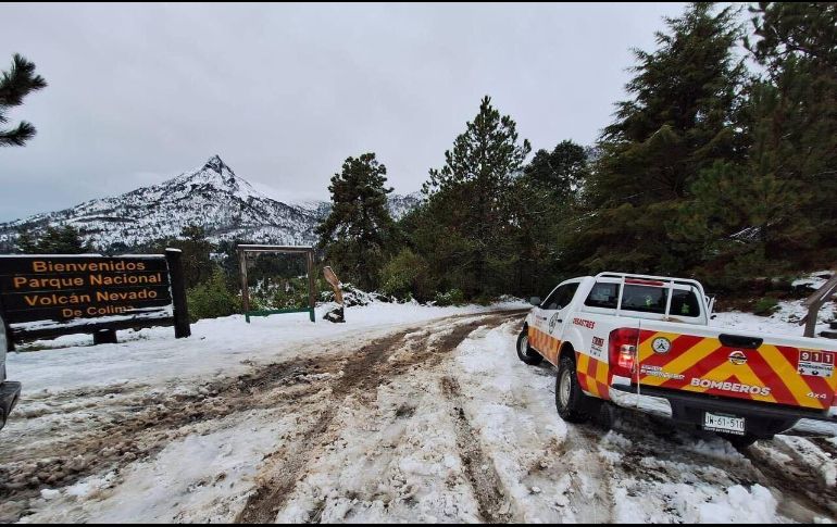 Tras una evaluación a fondo, el Gobierno de Jalisco reiteró que el Parque Nacional Nevado de Colima permanecerá cerrado hasta nuevo aviso con motivo de una fuerte granizada detectada este día. ESPECIAL / UEPCyBJ