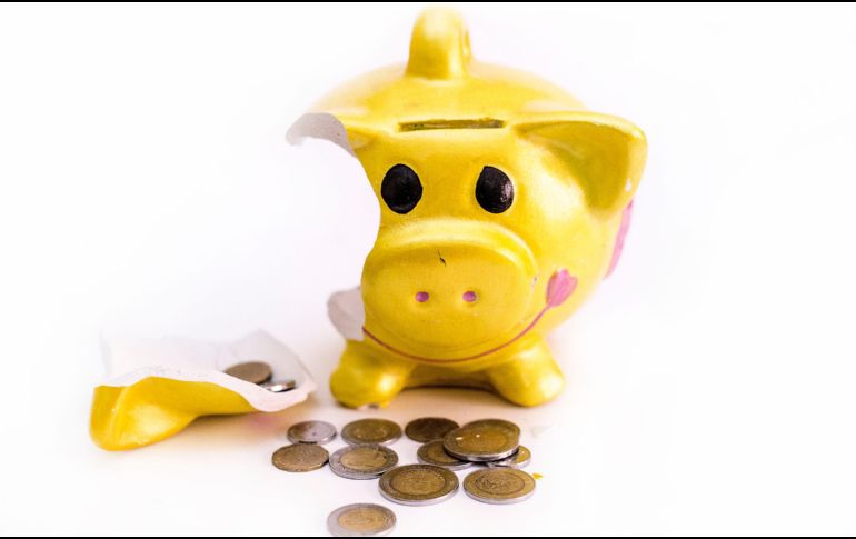 Llegó el año nuevo y con ello, en cascada, una gran cantidad de erogaciones y pagos que se deben realizar a principios de año. EL INFORMADOR / ARCHIVO