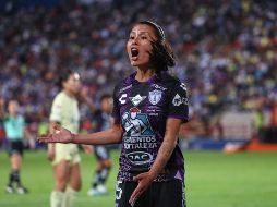 Selene Cortés se convirtió en el tercer refuerzo de las rojinegras, luego de que en días anteriores se informara la integración de Valeria Miranda y Kayla Fernández al club rojinegro. IMAGO7