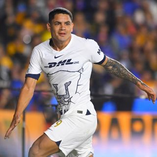¡Oficial! Cruz Azul anuncia al "Toro" Fernández para el Clausura 2024