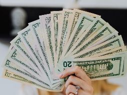 El peso mexicano logra mantenerse por debajo de la franja de 17 pesos por unidad. ESPECIAL / PEXELS Karolina Grabowska