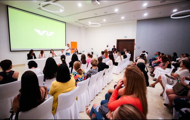 Las emprendedoras compartieron sus preocupaciones sobre los obstáculos que enfrentan en el desarrollo y crecimiento de sus negocios. ESPECIAL/ Pablo Lemus