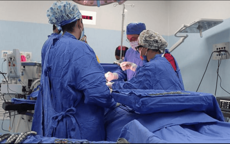 José Eduardo Tapia Alcalá, coordinador hospitalario de donación de órganos y tejidos del Antiguo Hospital Civil de Guadalajara “Fray Antonio Acalde”, celebró que desde 2013 ha habido más trasplantes de órganos en Jalisco, sin embargo, reconoció que aún falta “mucho por hacer”. CORTESÍA / IMSS