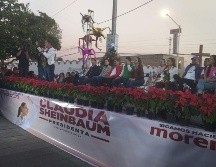 Sheinbaum resaltó que, la oportunidad de que Jalisco tenga una gobernadora beneficiará en que haya mejores gobiernos, mayores oportunidades, apoyos para adultos mayores, estudiantes y personas con discapacidad, entre otros grupos de la población. EL INFORMADOR / M. Hernández