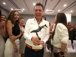 Lemus visitó este martes a los simpatizantes del partido  de las zonas más afectadas por el huracán Lidia. ESPECIAL/PABLO LEMUS