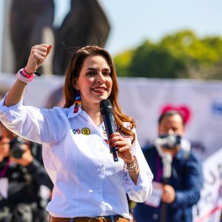 En cierre de precampaña, Laura Haro reta a una prueba del polígrafo durante debates