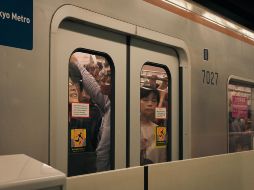 La mujer atacó a pasajeros al azar mientras que el tren circulaba entre las estaciones de Okachimachi y Akihabara. Unsplash.