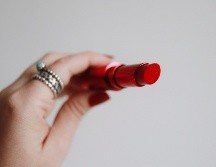 Los cosméticos más vendidos en Amazon este 2024. UNSPLASH/ Juliana Malta