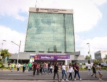 Año con año, miles de estudiantes hacen trámites para la UdeG. EL INFORMADOR/ ARCHIVO
