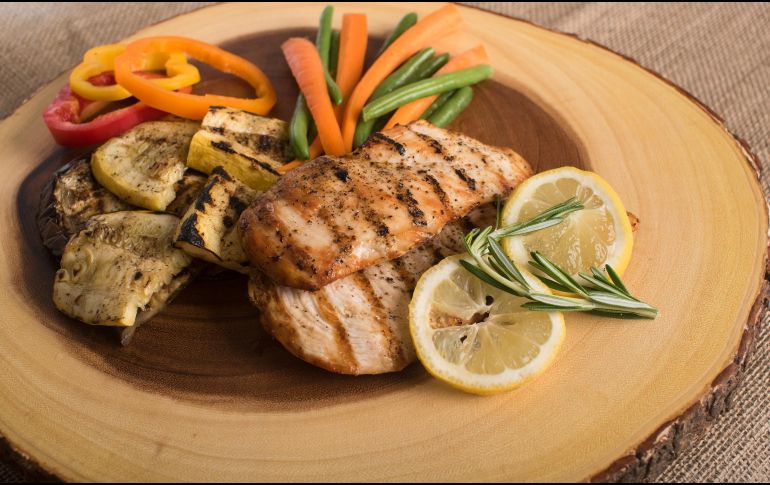 Ningún alimento es mágico y cada cuerpo es diferente, pero siempre es mejor estar informado para tomar la mejor decisión. UNSPLASH /  M. DeYoung