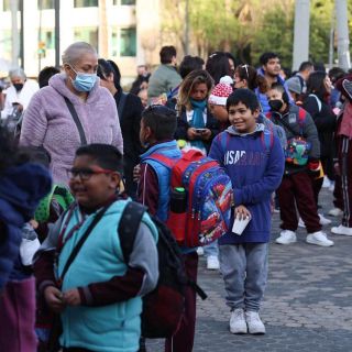 Adiós, vacaciones: hoy regresan a clases 24 millones de estudiantes en México