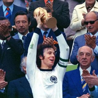 Franz Beckenbauer: ídolo, leyenda y figura polémica