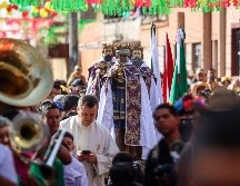 Durante el día del recorrido de las figuras de Los Santos Reyes por la Laguna Cajititlán, participaron un aproximado de 530 puestos ambulantes y 250 negocios establecidos. EL INFORMADOR / H. Figueroa