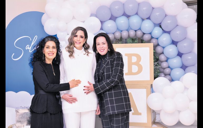 Pepis Martínez, Lorena Navarrete y Sandy López. GENTE BIEN JALISCO/ Marifer Rached