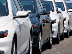 Aquí te traemos la lista de coches enfocados en el rendimiento de kilómetros por litro (km/l) combinado. SUN / ARCHIVO