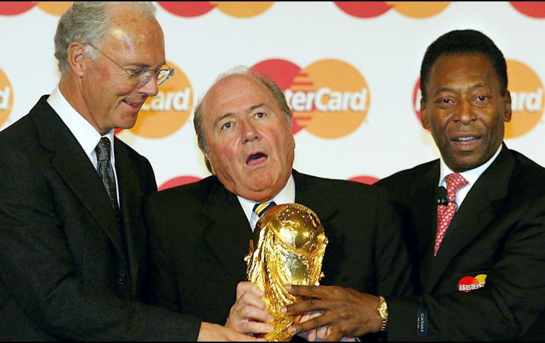 El siglo XX dio a varias de las máximas figuras del futbol. AFP/ARCHIVO